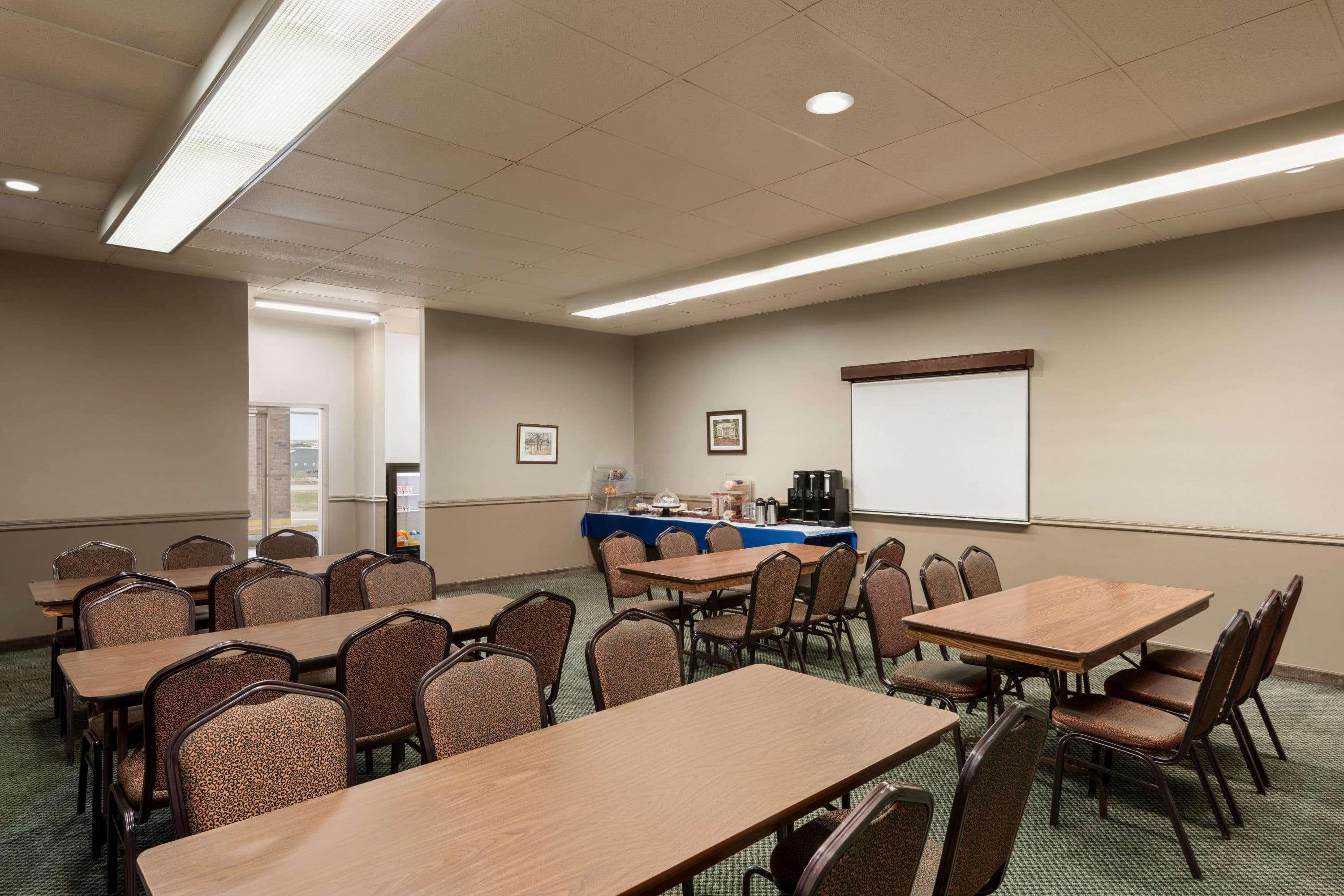 Travelodge By Wyndham Swift Current Εξωτερικό φωτογραφία